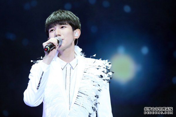 TFBOYS三周年收官 王俊凯新歌23分破百万