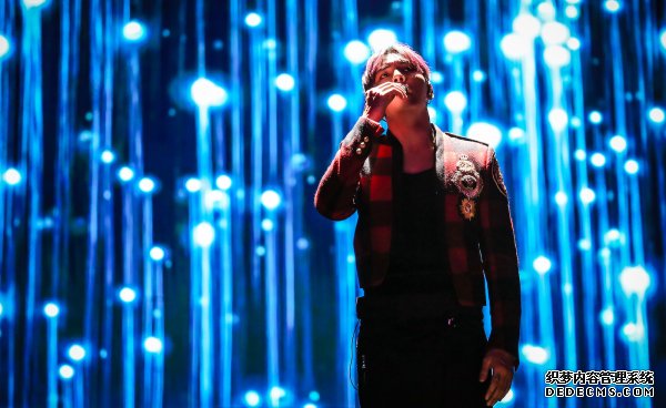 陈伟霆巡演北京站上万人见证音乐里程碑